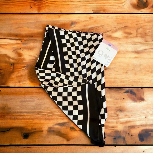 2/$30 NEW Black & White Checkerboard Square Scarf - Picture 3 of 5